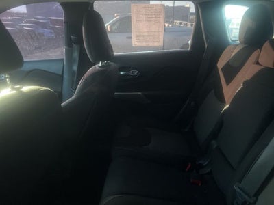 2017 Jeep Cherokee Sport