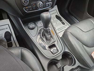 2019 Jeep Cherokee Overland