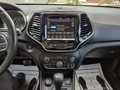 2019 Jeep Cherokee Overland