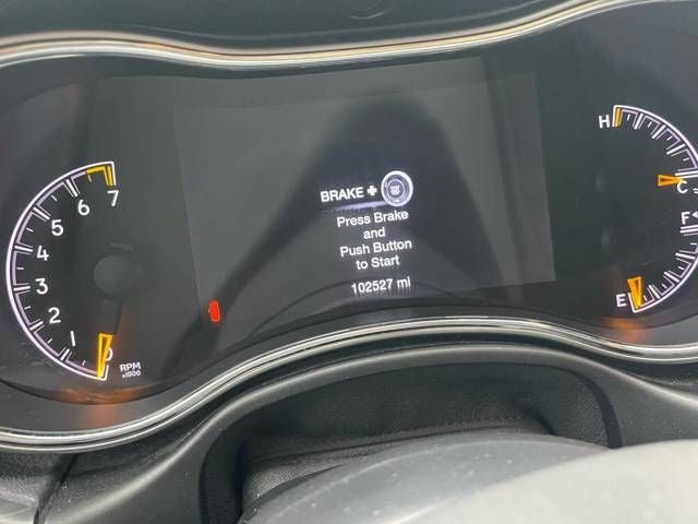 2019 Jeep Grand Cherokee Laredo