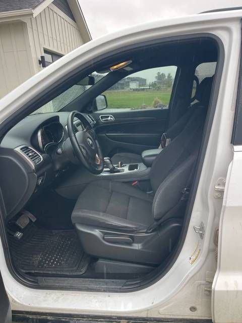 2019 Jeep Grand Cherokee Laredo