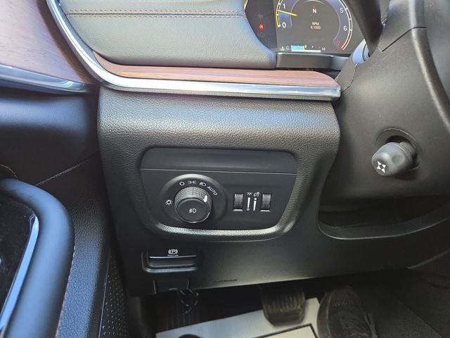 2024 Jeep Grand Cherokee Summit