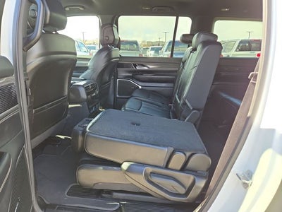 2024 Jeep Wagoneer L Series III