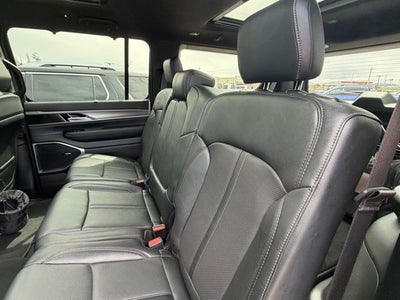 2023 Jeep Wagoneer Series II