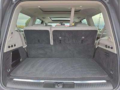 2023 Jeep Grand Wagoneer Base