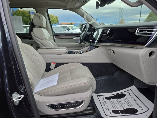 2023 Jeep Grand Wagoneer Base