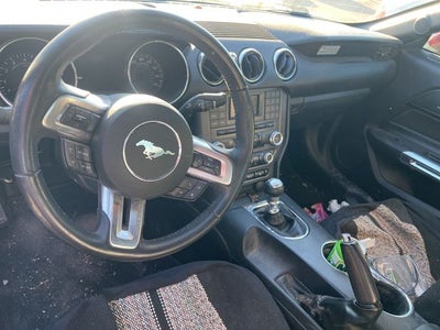 2015 Ford Mustang V6