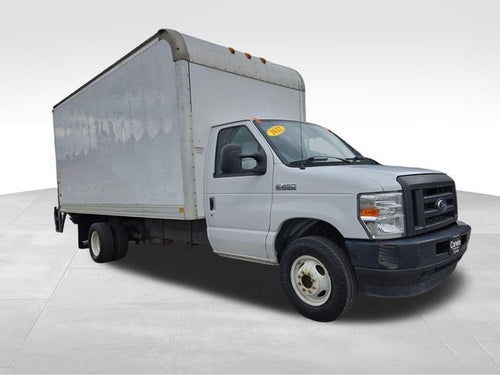 2022 Ford E-450SD Base