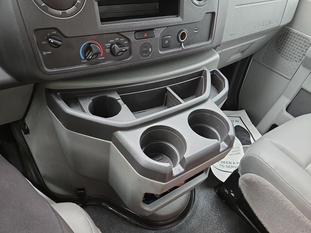 2022 Ford E-450SD Base