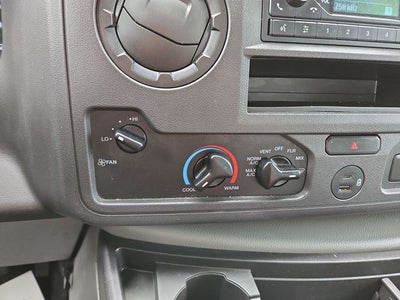 2022 Ford E-450SD Base