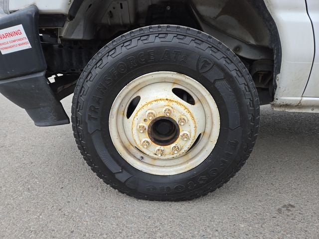 2022 Ford E-450SD Base