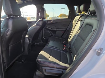 2025 Ford Escape ST-Line Select
