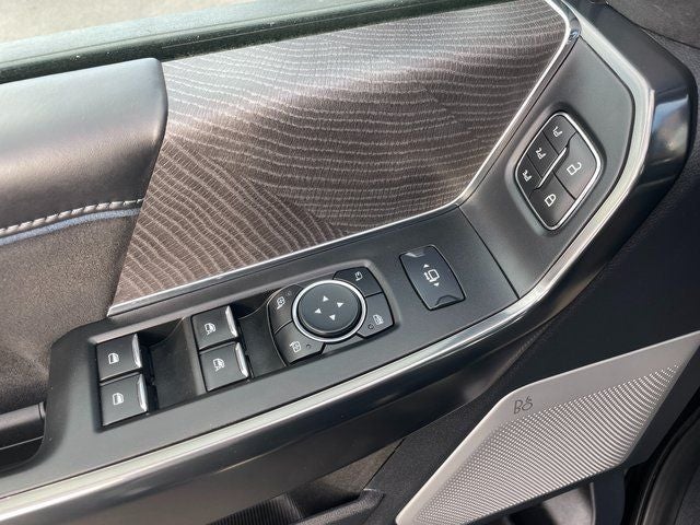 2025 Ford F-350SD Platinum