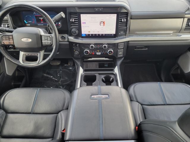 2025 Ford F-350SD Platinum