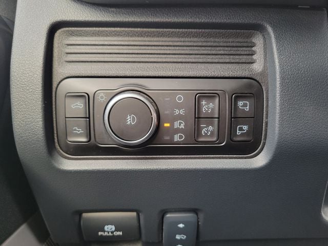 2025 Ford F-350SD Platinum