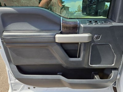 2022 Ford F-350SD Lariat