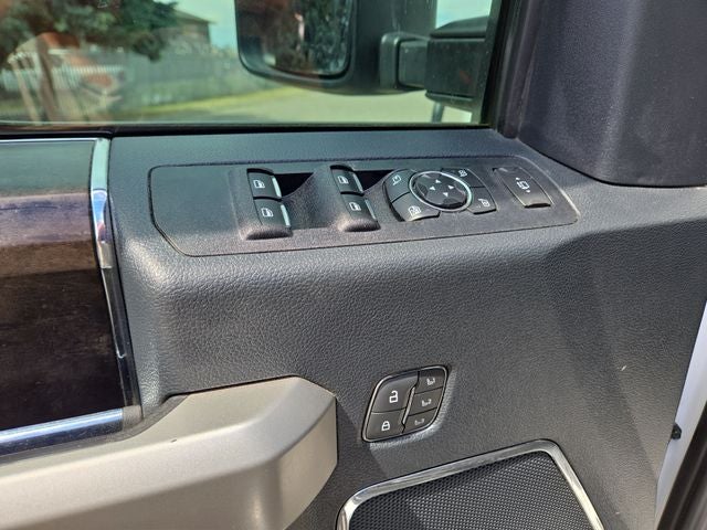2022 Ford F-350SD Lariat