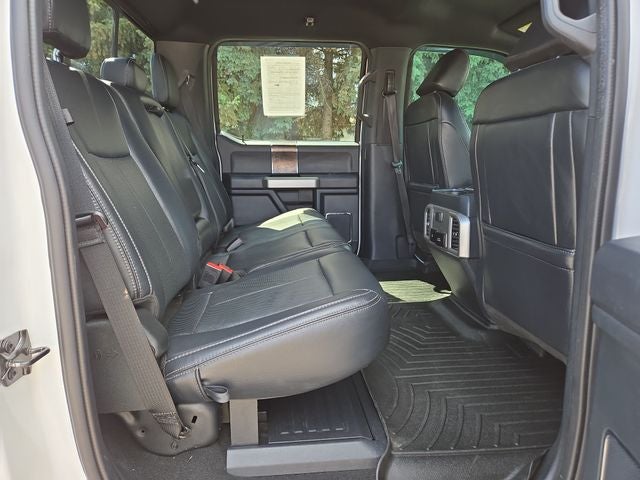 2022 Ford F-350SD Lariat