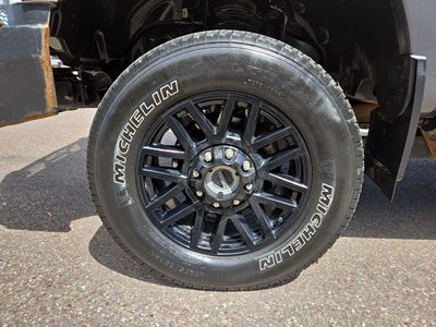 2022 Ford F-350SD Lariat