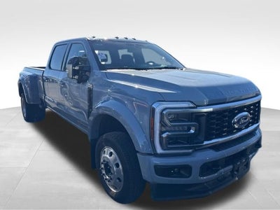 2026 Ford F-450SD Platinum DRW