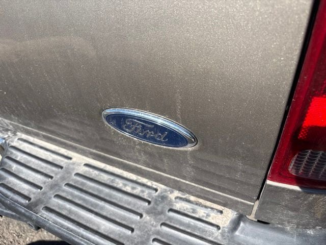 2005 Ford F-250SD Lariat