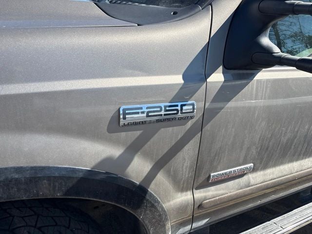 2005 Ford F-250SD Lariat