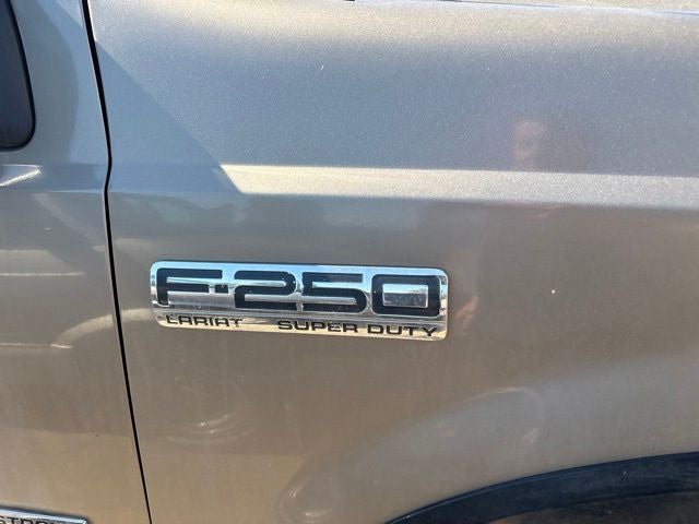 2005 Ford F-250SD Lariat
