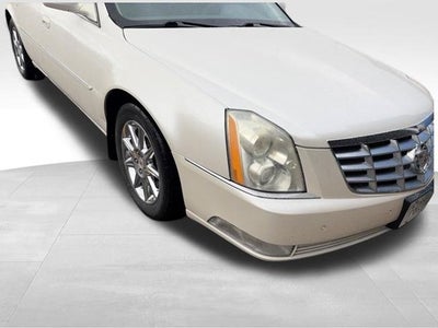 2010 Cadillac DTS Base