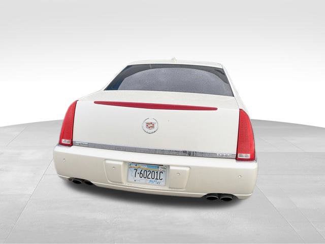 2010 Cadillac DTS Base