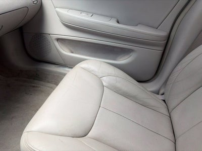 2010 Cadillac DTS Base