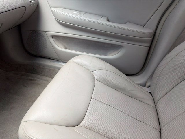 2010 Cadillac DTS Base