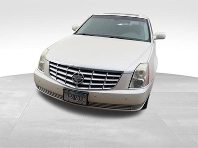 2010 Cadillac DTS Base
