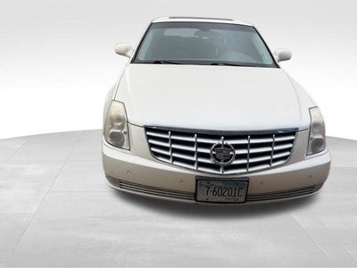 2010 Cadillac DTS Base