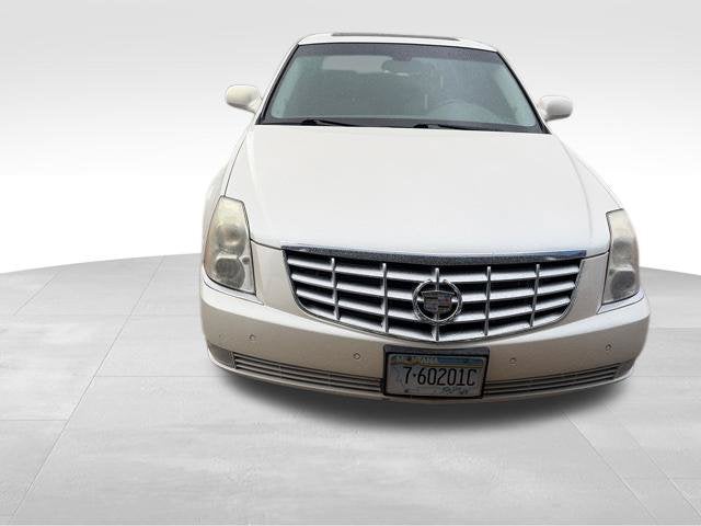 2010 Cadillac DTS Base
