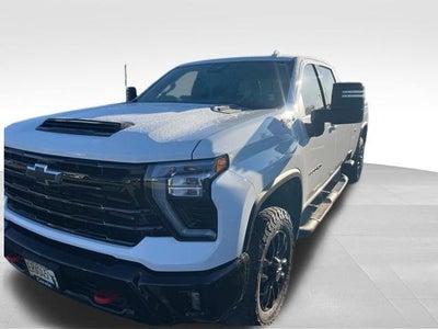 2025 Chevrolet Silverado 3500HD LTZ