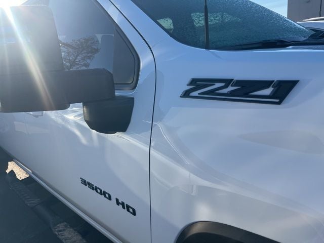 2025 Chevrolet Silverado 3500HD LTZ