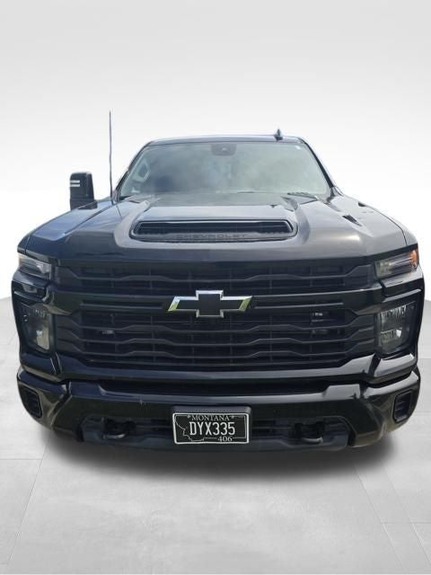 2024 Chevrolet Silverado HD Custom 4WD Crew Cab Standard Box's photo
