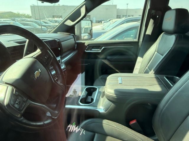 2024 Chevrolet Silverado 3500HD High Country