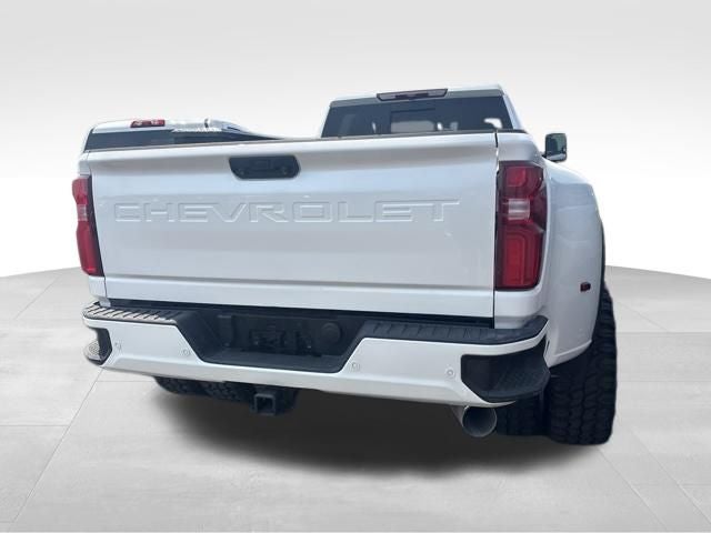 2023 Chevrolet Silverado 3500HD High Country