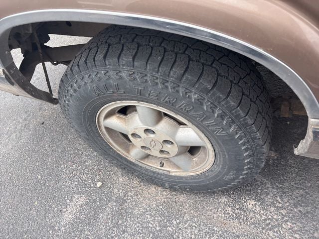 1996 Chevrolet S-10 LS