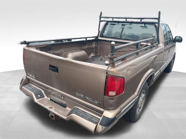 1996 Chevrolet S-10 LS
