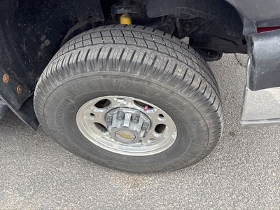 2005 Chevrolet Silverado 2500HD LS