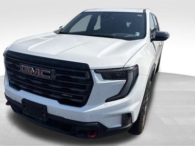 2024 GMC Acadia AT4