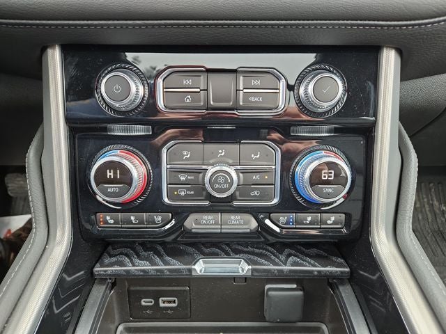 2024 GMC Yukon Denali