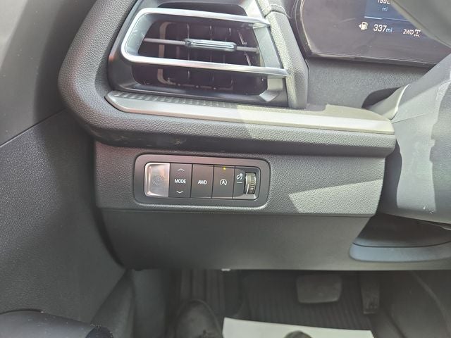 2024 Chevrolet Traverse LT 2LT