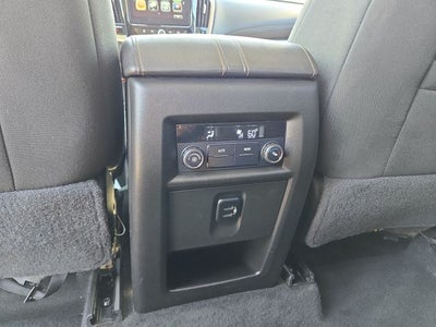 2018 Chevrolet Traverse LT Cloth w/1LT