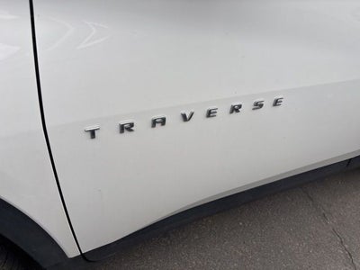 2023 Chevrolet Traverse LT Leather