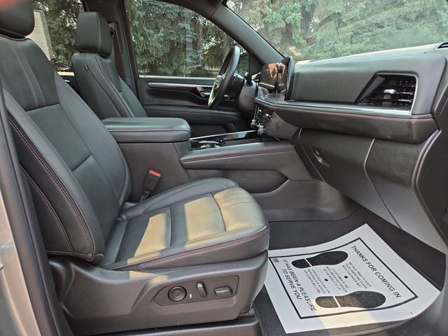 2025 Chevrolet Tahoe RST