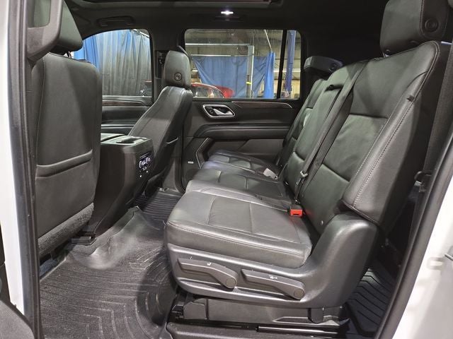 2022 Chevrolet Suburban LT