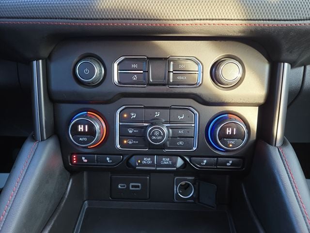 2021 Chevrolet Suburban RST